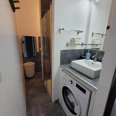 公寓 Charmant T2 Place Du Marche A 波尔尼谢